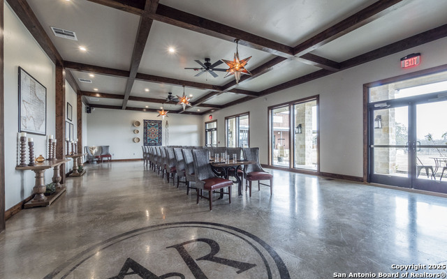 Image 27 of 39 For 5112 Us Highway 290 197