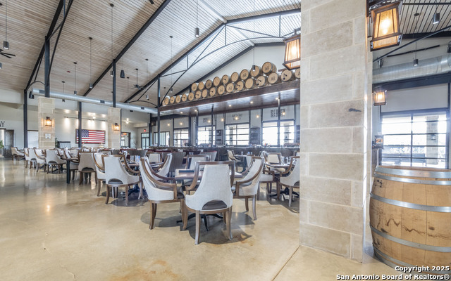 Image 31 of 39 For 5112 Us Highway 290 197