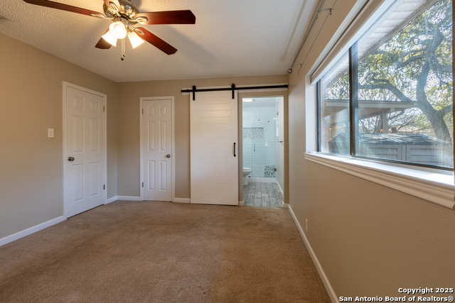 Image 13 of 31 For 8627 Pendragon St