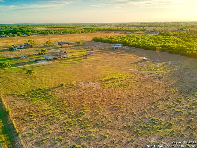 Details for 4958 County Road 117, Floresville, TX 78114