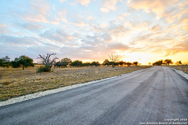 Image 10 of 19 For -- Oryx View Dr.