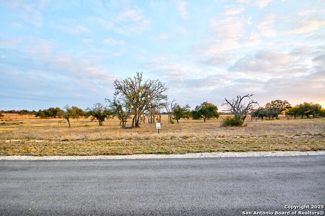 Image 9 of 19 For -- Oryx View Dr.