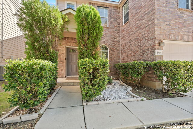 Image 11 of 43 For 9015 Acorn Forest Dr