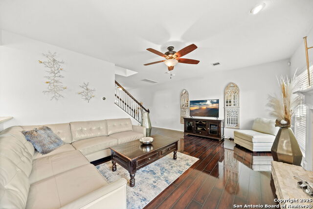 Image 14 of 43 For 9015 Acorn Forest Dr