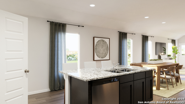 Image 9 of 13 For 8847 Black Oak Drive