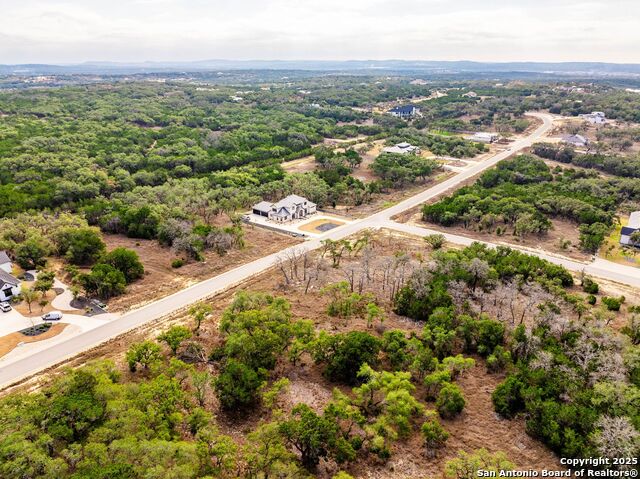 Image 10 of 32 For 640 Annabelle Ave