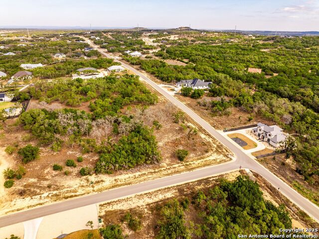 Image 11 of 32 For 640 Annabelle Ave