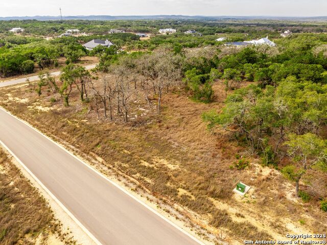 Image 18 of 32 For 640 Annabelle Ave