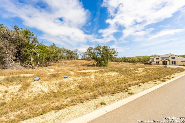 Image 22 of 32 For 640 Annabelle Ave