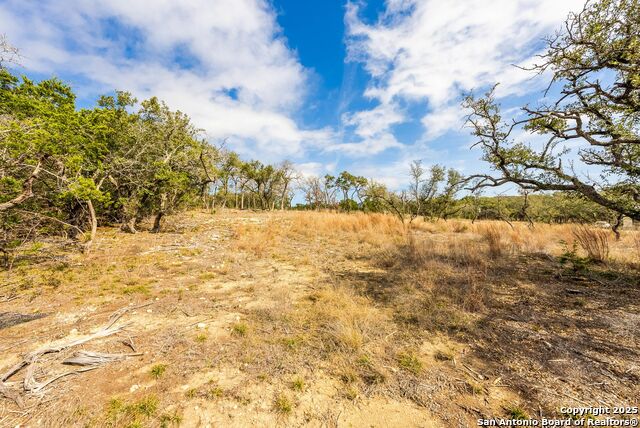 Image 23 of 32 For 640 Annabelle Ave