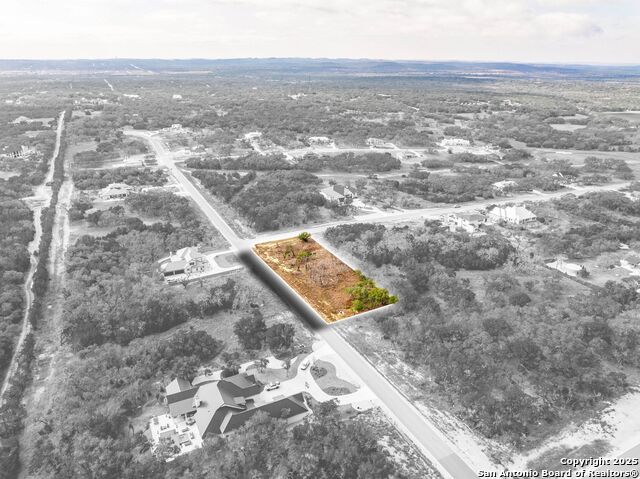 Image 7 of 32 For 640 Annabelle Ave