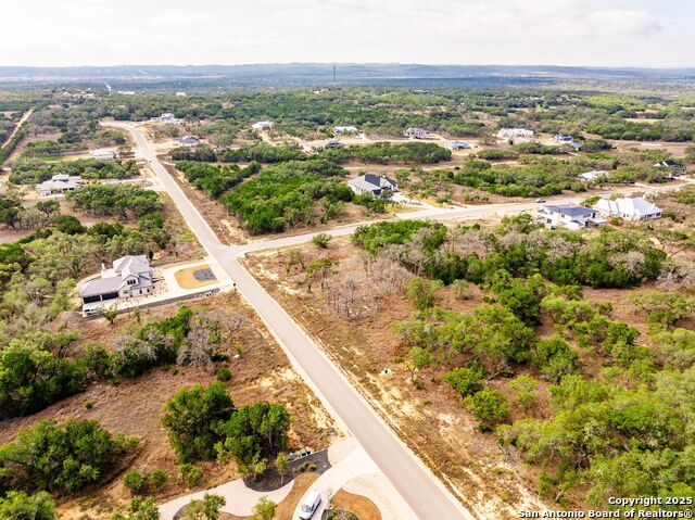 Image 9 of 32 For 640 Annabelle Ave