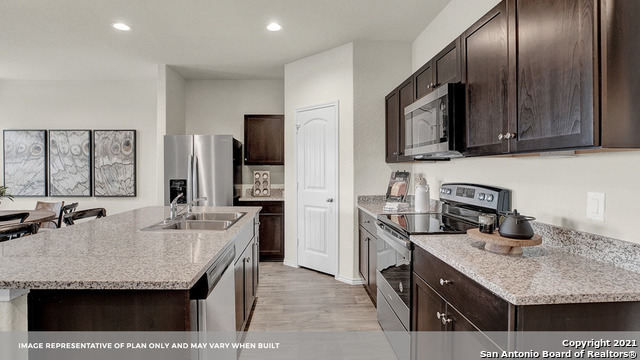 Image 19 of 40 For 907 Wild Olive Way