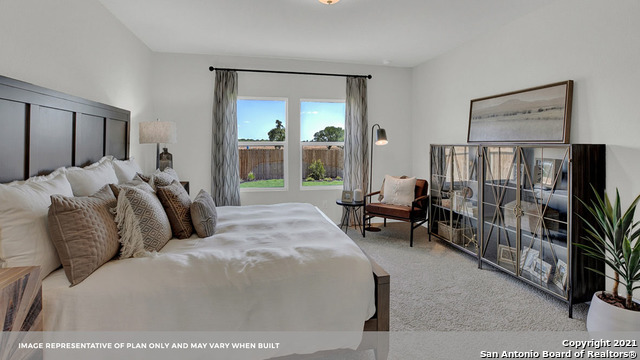 Image 8 of 40 For 907 Wild Olive Way