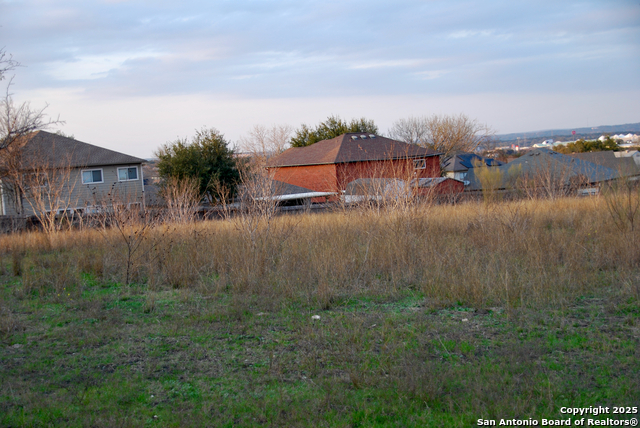 Listing photo id 18 for 14840 Toepperwein Rd