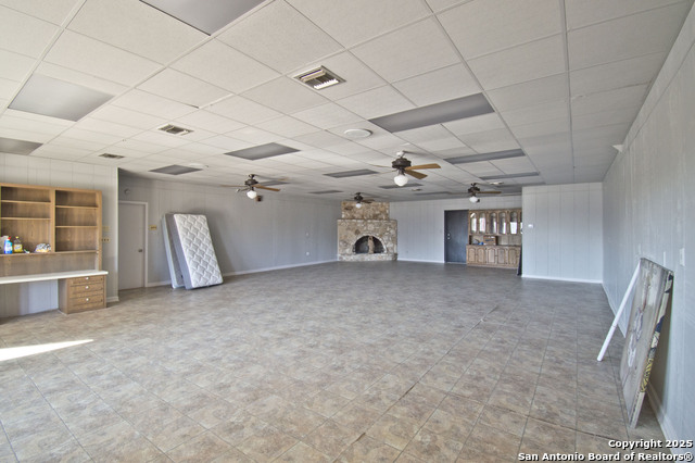 Listing photo id 12 for 5673 Fm 1628