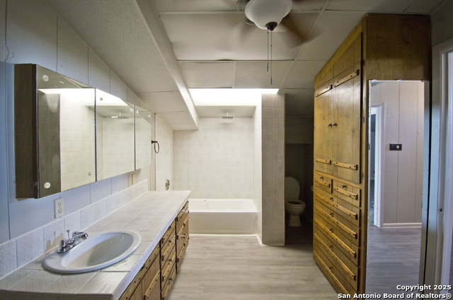 Listing photo id 19 for 5673 Fm 1628