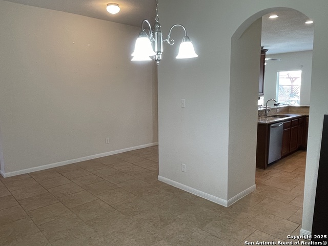 Image 24 of 41 For 8815 Falcon Park