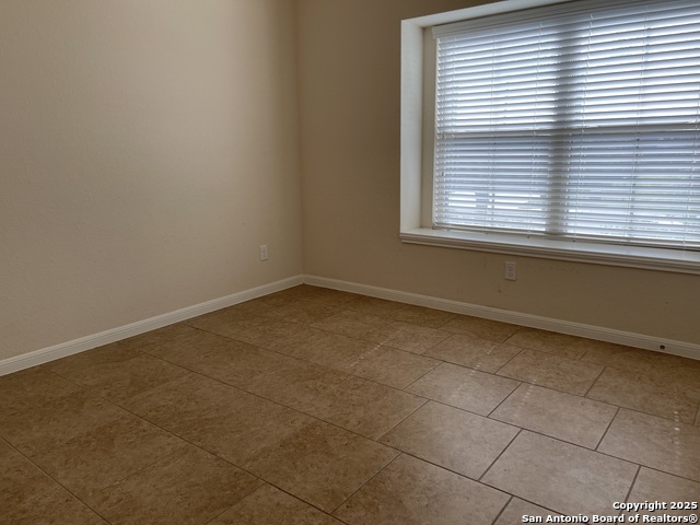 Image 26 of 41 For 8815 Falcon Park