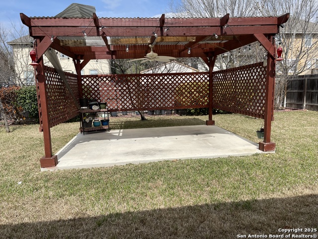 Image 33 of 41 For 8815 Falcon Park