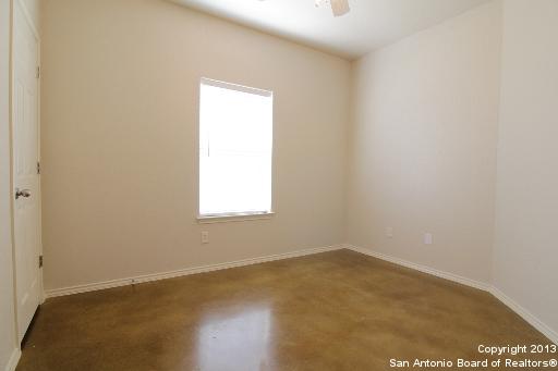 Image 7 of 11 For 208 Anne Louise Dr