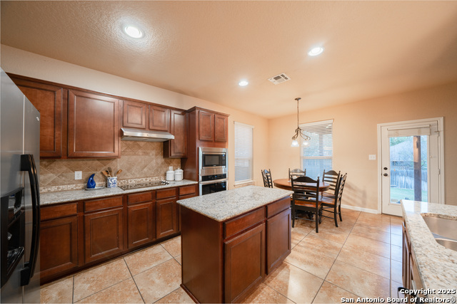 Image 11 of 41 For 418 Turnberry Way