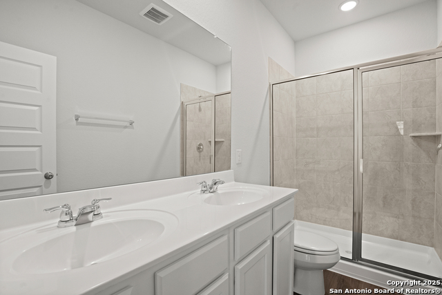 Image 12 of 52 For 13809 Pinkston