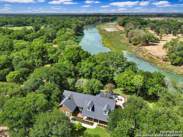 Details for 1196 Loch Ln, Seguin, TX 78155