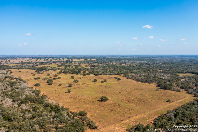 Listing photo id 1 for 16297b Tx-111