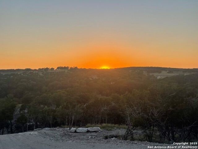 Image 13 of 15 For 296 Kamira Dr