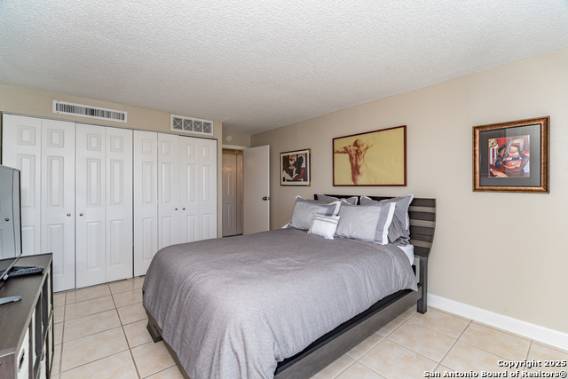 Image 16 of 19 For 7039 San Pedro  912