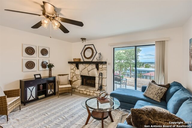 Details for 1559 Parkview Dr  F4, Canyon Lake, TX 78133