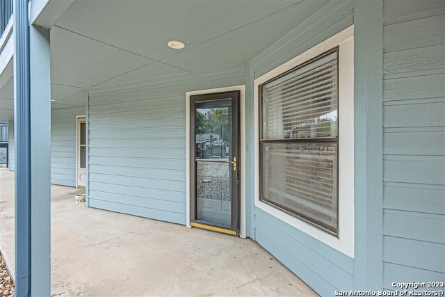 Image 26 of 29 For 1559 Parkview Dr F4