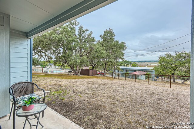 Image 27 of 29 For 1559 Parkview Dr F4