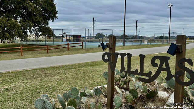 Listing photo id 11 for 000 Tawny Oak