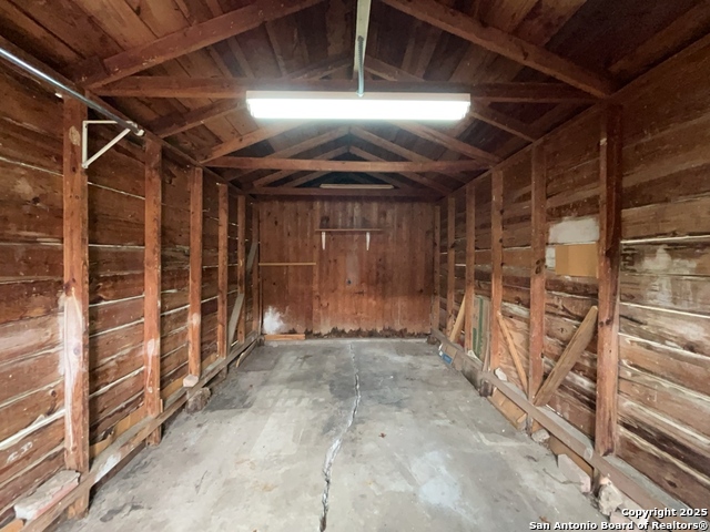 Image 32 of 45 For 511 Ogden Lane