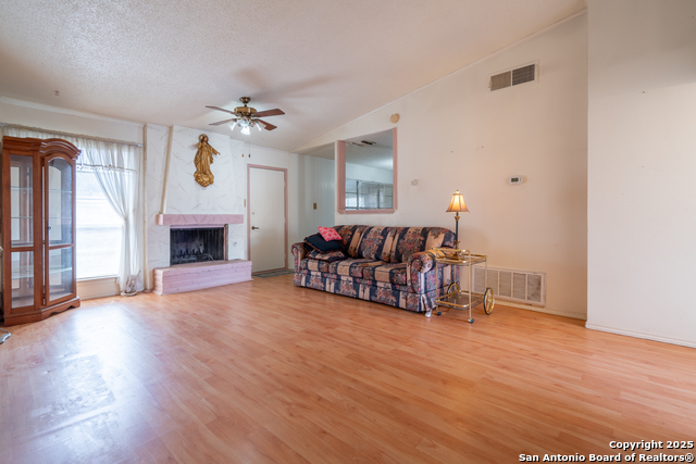 Details for 5922 Lakedale, San Antonio, TX 78222