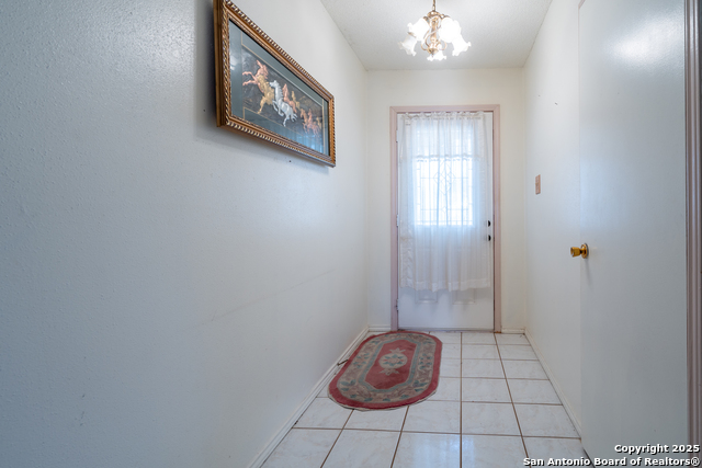 Image 2 of 25 For 5922 Lakedale