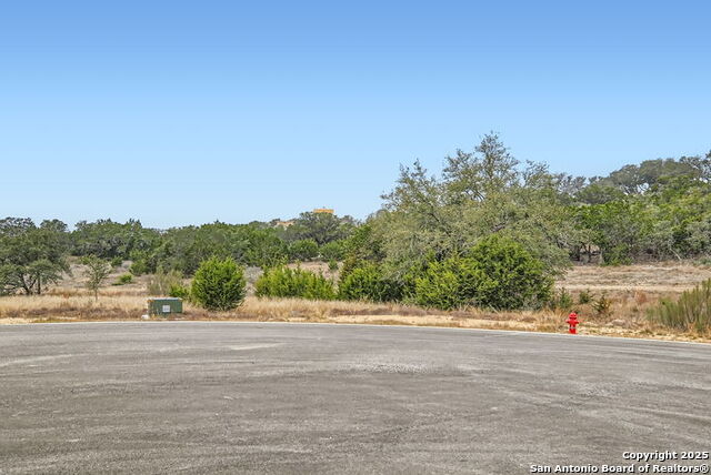 Image 11 of 13 For 34717 Mayer Oaks