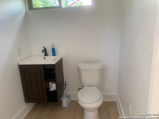Listing photo id 0 for 801 N. Main Street C