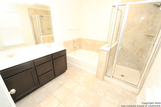 Image 18 of 32 For 14622 Achilles Dr