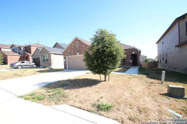 Image 2 of 32 For 14622 Achilles Dr