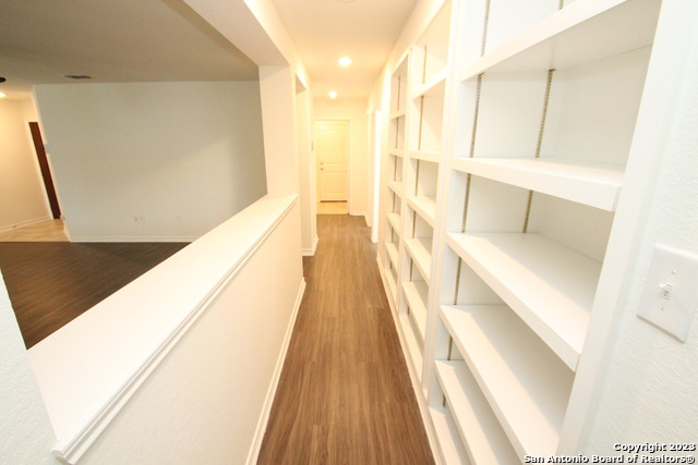 Image 21 of 32 For 14622 Achilles Dr