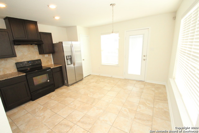 Image 8 of 32 For 14622 Achilles Dr