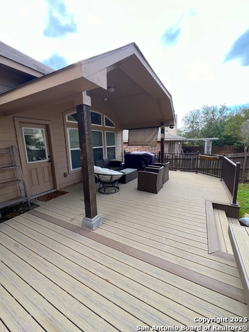 Image 21 of 24 For 7639 Mission Ledge