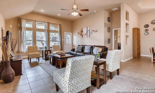 Image 4 of 24 For 7639 Mission Ledge