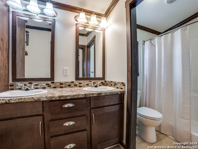 Listing photo id 13 for 2741 State Highway 123