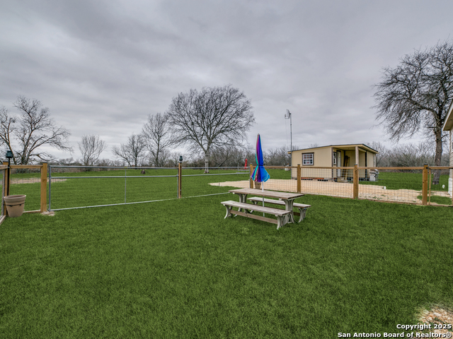 Listing photo id 18 for 2741 State Highway 123
