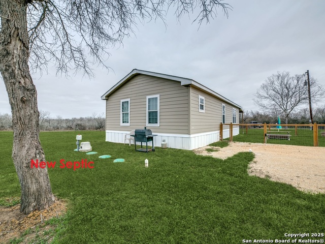 Listing photo id 21 for 2741 State Highway 123