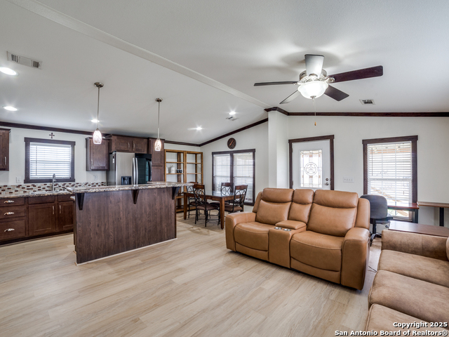 Listing photo id 4 for 2741 State Highway 123